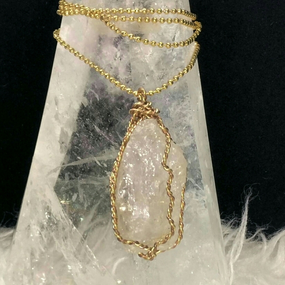 BIG CRYSTALS! Handcrafted Wire Wrapped Necklaces - Picture 8 of 16